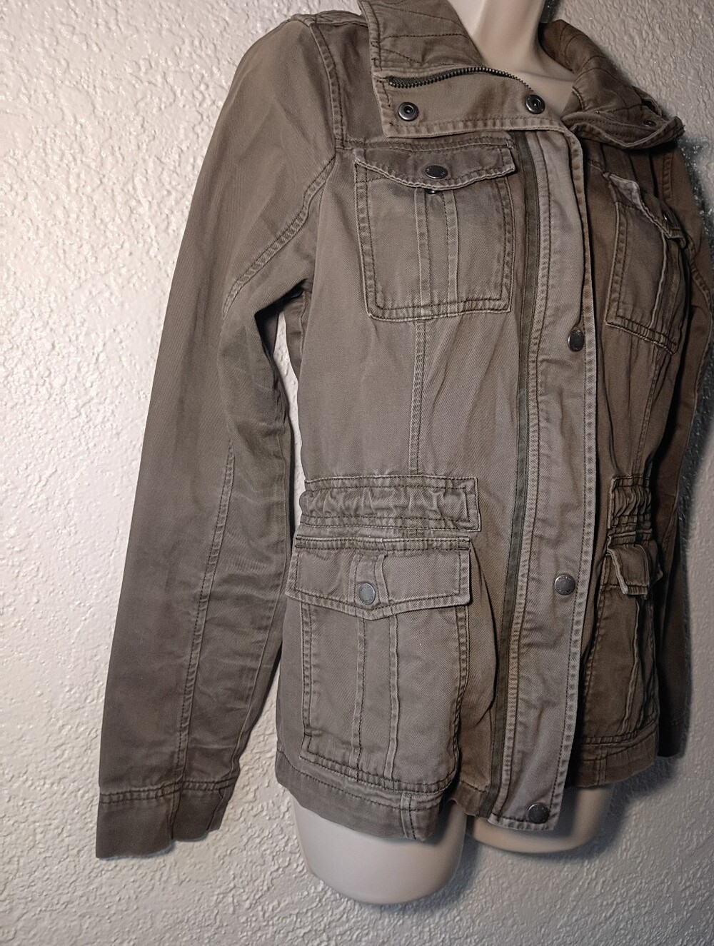 Hollister Green Cargo Jacket - Picture 2 of 4